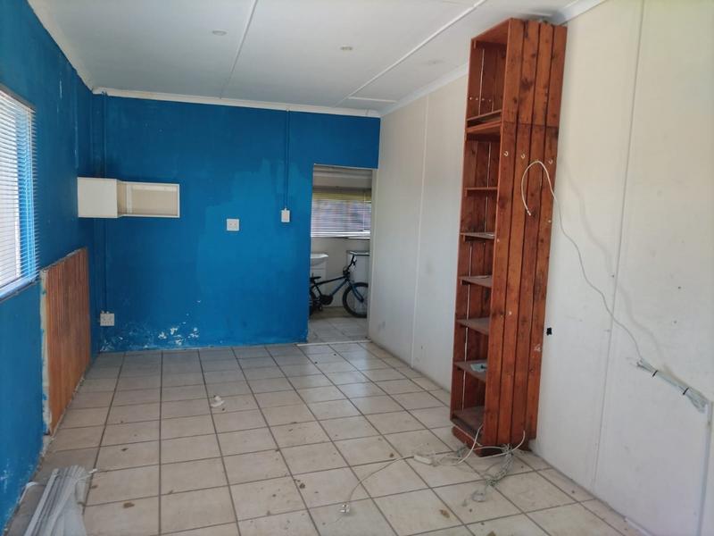 5 Bedroom Property for Sale in Amalinda Eastern Cape